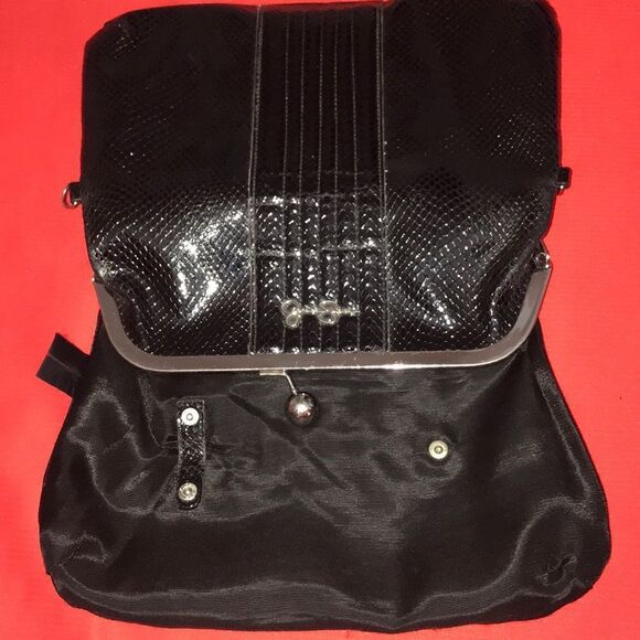 🔥Jessica Simpson Handbag . - Picture 6 of 9